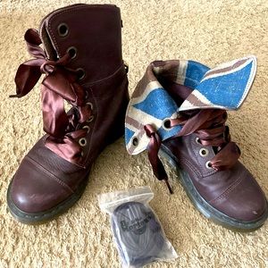 Dr Marten’s Elk Aimilie Oxblood Elk